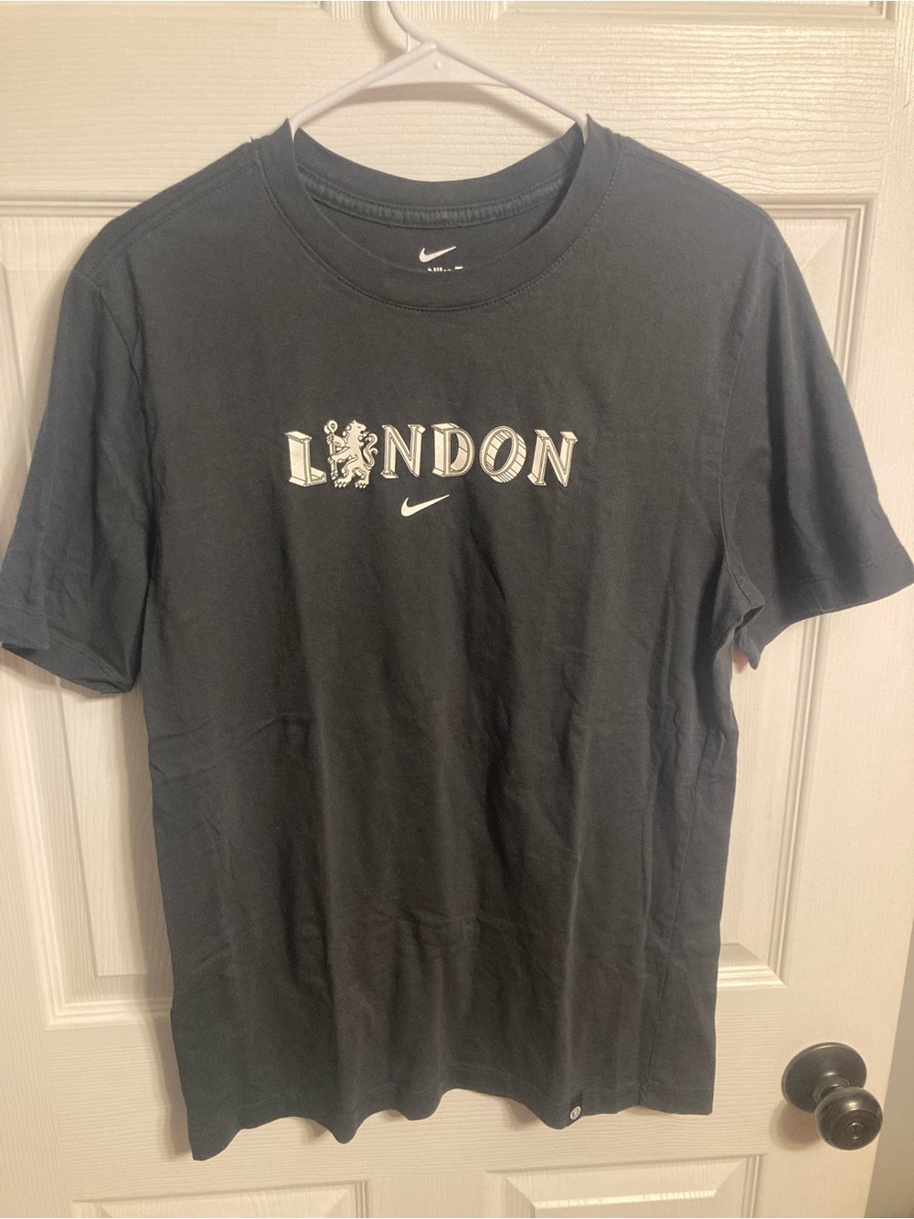 Nike Dark Green Chelsea FC ‘London' Graphic Short Sleeve Tee